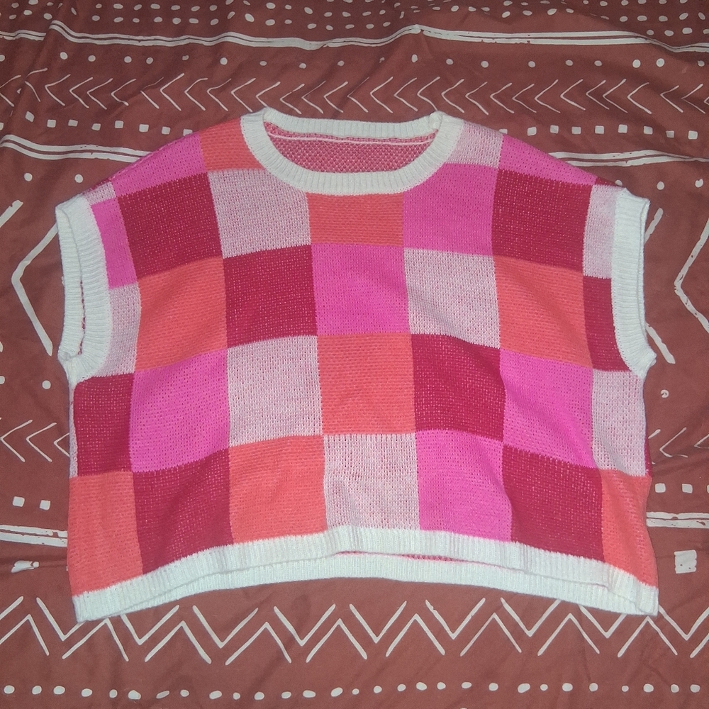 Checkered Knit Sweater Vest